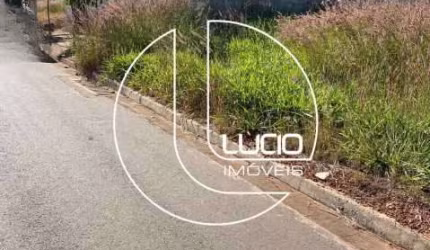 Terreno à venda na Avenida Campos do Jordão 01, Residencial Campos do Jordão, Anápolis por R$ 170.000