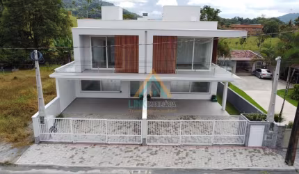Casa com 3 quartos à venda no Centro, Pomerode , 187 m2 por R$ 1.530.117