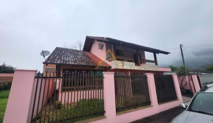 Casa com 3 quartos à venda no Centro, Pomerode , 256 m2 por R$ 1.790.000