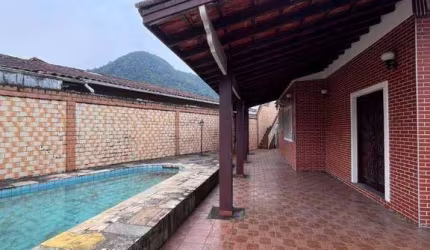 Casa com 4 dormitórios à venda por R$ 1.500.000,00 - Canto do Forte - Praia Grande/SP