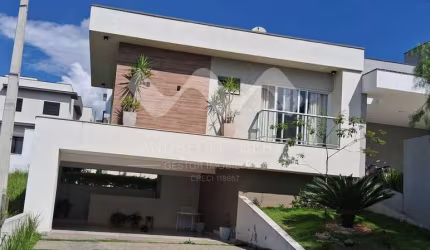 Sobrado 4 quartos e aquecimento solar no Mosaico Essence