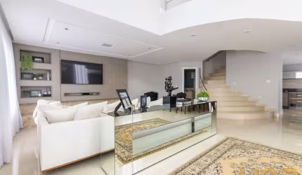 Casa de Alto Padrão Mobiliada 404m² no Pinheirinho - Curitiba/