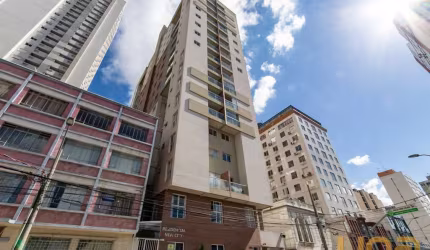 Apartamento de 58m² semimobiliado com 02 quartos no Centro - C