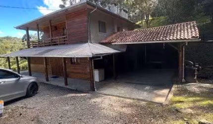 Chácara com 33000 m² - Casa com 220 metros - 2 Tanques - 13 km do centro - Rio Vermelho - S.C.