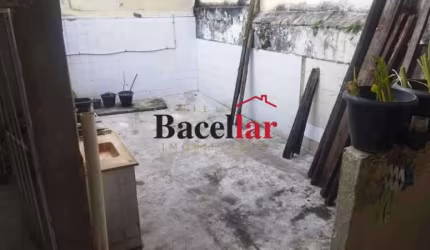 Casa com 3 quartos à venda na Rua Gonzaga Bastos, Vila Isabel, Rio de Janeiro, 124 m2 por R$ 305.000