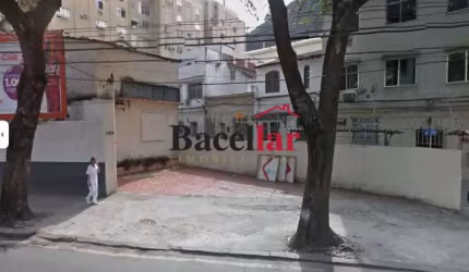 Casa com 3 quartos à venda na Rua Almirante Cochrane, Tijuca, Rio de Janeiro, 142 m2 por R$ 475.000