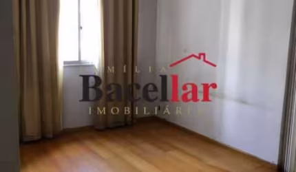 Apartamento com 2 quartos à venda na Rua Gonzaga Bastos, Vila Isabel, Rio de Janeiro, 56 m2 por R$ 379.999