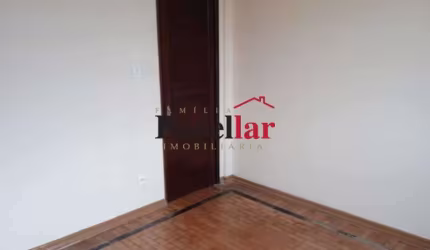 Apartamento com 2 quartos à venda na Rua Surui, Braz de Pina, Rio de Janeiro, 56 m2 por R$ 87.000