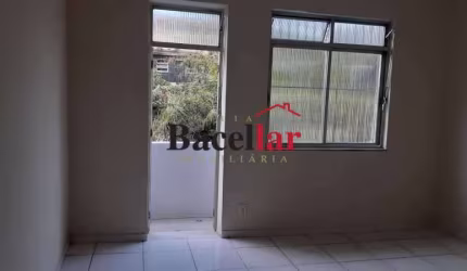 Apartamento com 2 quartos à venda na Rua Pereira de Almeida, Praça da Bandeira, Rio de Janeiro, 65 m2 por R$ 265.000