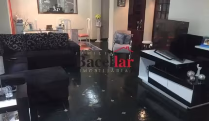 Casa em condomínio fechado com 3 quartos à venda na Rua Engenheiro Gama Lobo, Vila Isabel, Rio de Janeiro, 122 m2 por R$ 850.000
