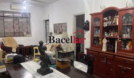 Casa com 3 quartos à venda na Rua Gonzaga Bastos, Tijuca, Rio de Janeiro, 202 m2 por R$ 650.000