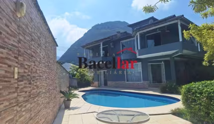 Casa em condomínio fechado com 4 quartos à venda na Rua Daniel Barreto dos Santos, Recreio dos Bandeirantes, Rio de Janeiro, 389 m2 por R$ 1.200.000