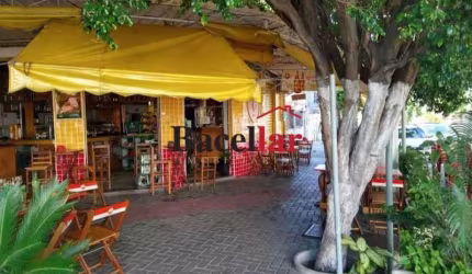 Terreno à venda na Rua Felisbelo Freire, Ramos, Rio de Janeiro por R$ 1.490.000
