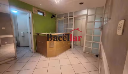 Sala comercial com 8 salas à venda na Rua Padre Elías Gorayeb, Tijuca, Rio de Janeiro, 80 m2 por R$ 650.000