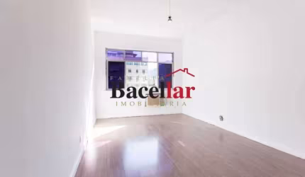 Apartamento com 3 quartos à venda na Rua Marechal Taumaturgo de Azevedo, Tijuca, Rio de Janeiro, 90 m2 por R$ 419.000