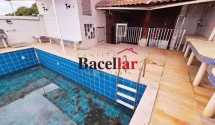 Casa com 5 quartos à venda na Rua dos Araujos, Tijuca, Rio de Janeiro, 310 m2 por R$ 1.350.000