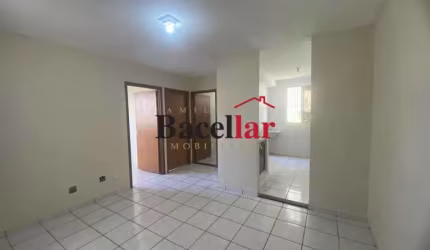 Apartamento com 2 quartos à venda na Rua Frei Caneca, Estácio, Rio de Janeiro, 50 m2 por R$ 210.000