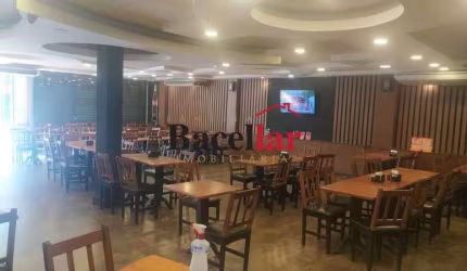 Ponto comercial à venda na Rua Felipe Camarão, Vila Isabel, Rio de Janeiro, 320 m2 por R$ 1.000.000