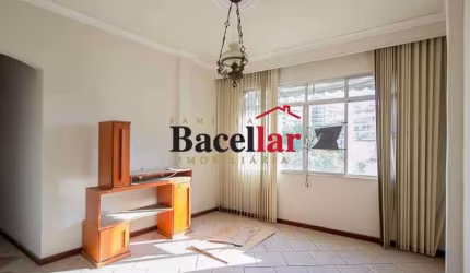 Apartamento com 2 quartos à venda na Rua Deputado Soares Filho, Tijuca, Rio de Janeiro, 70 m2 por R$ 435.000
