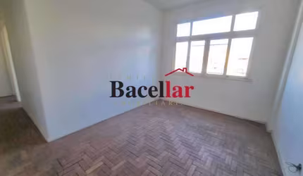 Apartamento com 3 quartos à venda na Rua Barão de Itapagipe, Tijuca, Rio de Janeiro, 75 m2 por R$ 385.000