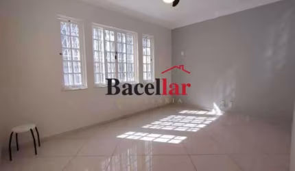 Casa com 3 quartos à venda na Rua Canuto Saraiva, Tijuca, Rio de Janeiro, 115 m2 por R$ 788.000