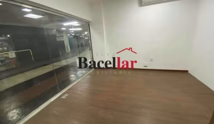 Ponto comercial com 2 salas à venda na Rua Conde de Bonfim, Tijuca, Rio de Janeiro, 30 m2 por R$ 320.000