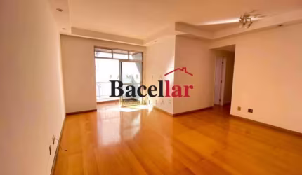 Apartamento com 2 quartos para alugar na Rua Luís Barbosa, Vila Isabel, Rio de Janeiro, 80 m2 por R$ 1.500