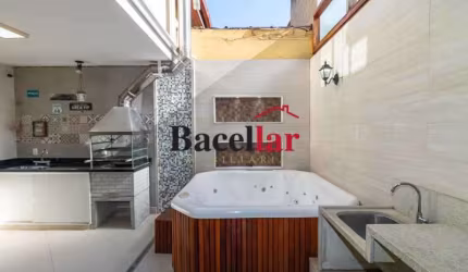Casa em condomínio fechado com 3 quartos para alugar na Rua Barão de Mesquita, Grajaú, Rio de Janeiro, 130 m2 por R$ 7.000