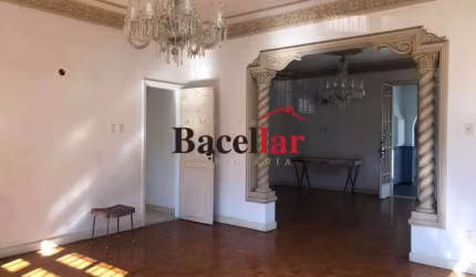 Casa com 6 quartos à venda na Rua Gurindiba, Tijuca, Rio de Janeiro, 240 m2 por R$ 960.000
