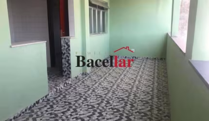 Casa com 3 quartos para alugar na Rua Feira Grande, Cacuia, Rio de Janeiro, 95 m2 por R$ 3.200
