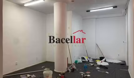 Casa comercial com 1 sala para alugar na Praça da Bandeira, Praça da Bandeira, Rio de Janeiro, 35 m2 por R$ 1.000
