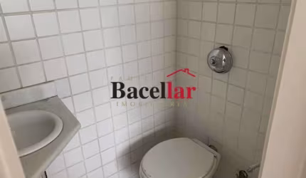 Sala comercial com 1 sala para alugar na Travessa Padre Damião, Tijuca, Rio de Janeiro, 22 m2 por R$ 1.200