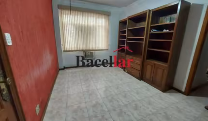 Apartamento com 3 quartos à venda na Rua Clóvis Beviláqua, Tijuca, Rio de Janeiro, 74 m2 por R$ 588.000