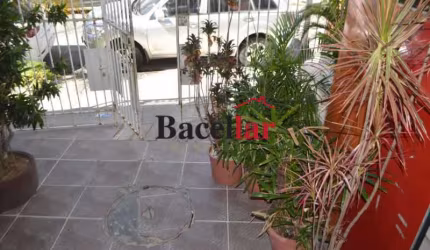 Ponto comercial com 1 sala à venda na Rua Almirante Baltazar, São Cristóvão, Rio de Janeiro, 297 m2 por R$ 399.000