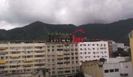 Apartamento com 3 quartos à venda na Rua Santo Afonso, Tijuca, Rio de Janeiro, 100 m2 por R$ 590.000