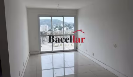 Apartamento com 2 quartos à venda na Rua Barão de Mesquita, Tijuca, Rio de Janeiro, 112 m2 por R$ 739.999