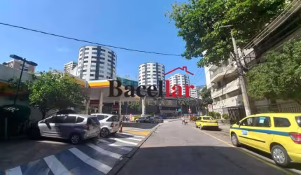 Casa com 3 quartos à venda na Rua Dona Maria, Tijuca, Rio de Janeiro, 240 m2 por R$ 1.088.999