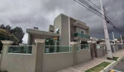 Sobrado com 3 dormitórios à venda, 114 m² por R$ 1.100.000,00 - Centro - Araucária/PR
