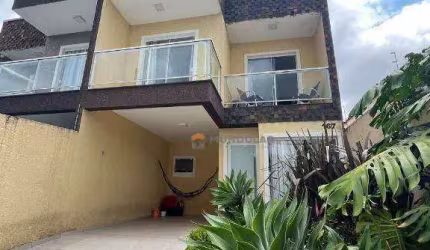 Sobrado com 3 dormitórios à venda, 140 m² por R$ 900.000,00 - Iguaçu - Araucária/PR