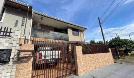 Sobrado com 2 dormitórios à venda, 200 m² por R$ 500.000,00 - Costeira - Araucária/PR