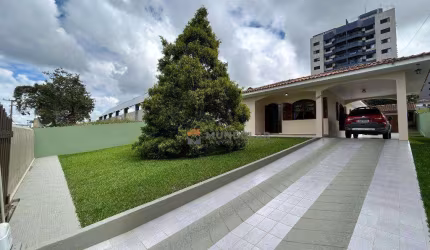 Casa com 4 dormitórios à venda, 119 m² por R$ 1.400.000,00 - Centro - Araucária/PR