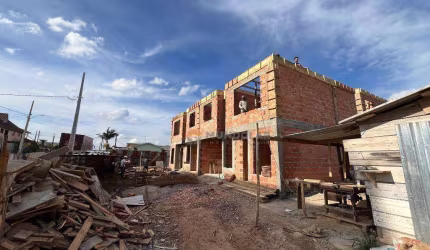 Sobrado com 3 dormitórios à venda, 112 m² por R$ 590.000,00 - Capela Velha - Araucária/PR