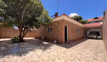Casa à venda em Jardim América