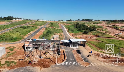 LOTES/TERRENOS a partir de 250m² | Clube completo e Lago | Facilitado | Ótima localização