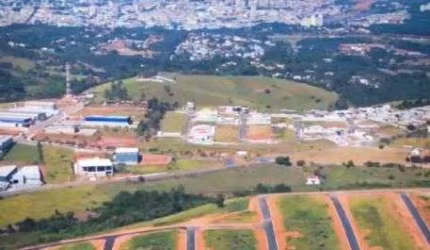 LOTES altos e planos a partir de 360m² em ATIBAIA| Pagamento Facilitado| Ótima localização