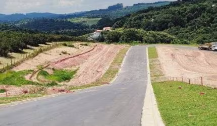Condomínio em JUNDIAÍ| Lotes a partir de 150m² com Clube completo| Ótimo local |Facilitado