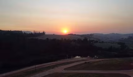 Condomínio em Pedra Bela | LOTES a partir de 250m² com Lago e Área de Lazer | Facilitado
