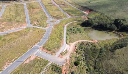 Pronto pra construir | Lotes a partir de 250m² em Extrema | Lazer e Lagos | Facilitado