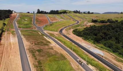 Residencial Quinta da Mantiqueira | Lotes a partir de 250m² com Lazer e Lagos | Facilitado