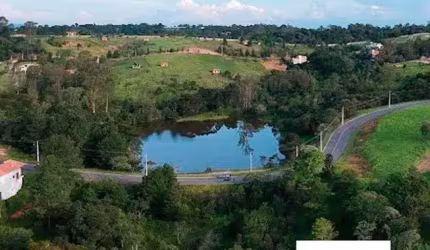 Condomínio Fechado em JUNDIAÍ com Clube completo e Lagos | LOTES a partir de 1000m²